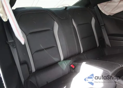 2018 Chevrolet Camaro 2Lt z USA, uszkodzony, nr VIN 1G1FD1RS6J0156790